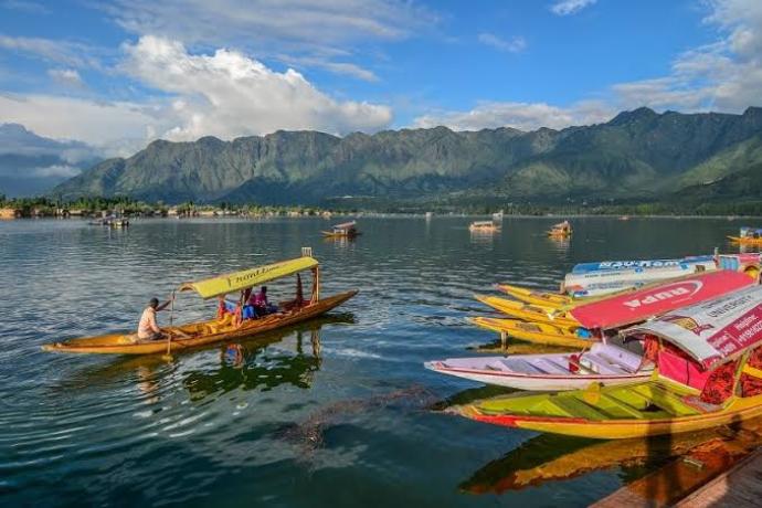 Explore Kashmir Tour